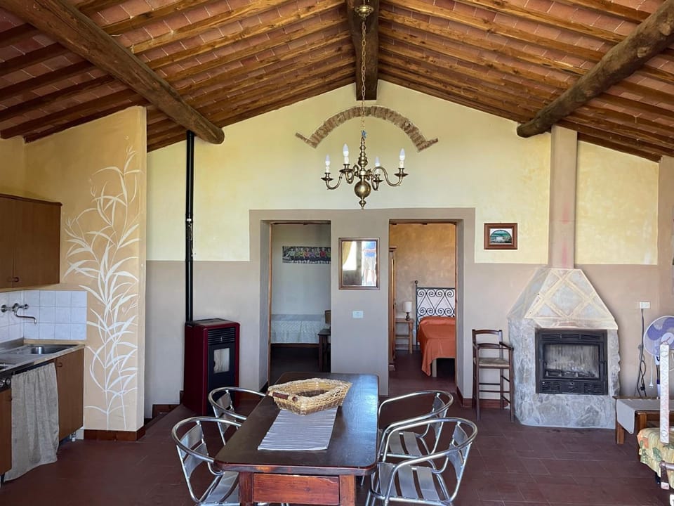 Castello di Selvole Hotel in Tuscany