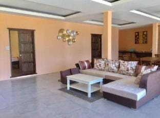 Nankanok Bungalow Hotel in Krabi Changwat