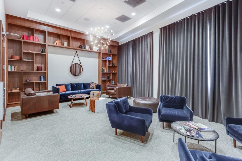 Shared lounge/TV area