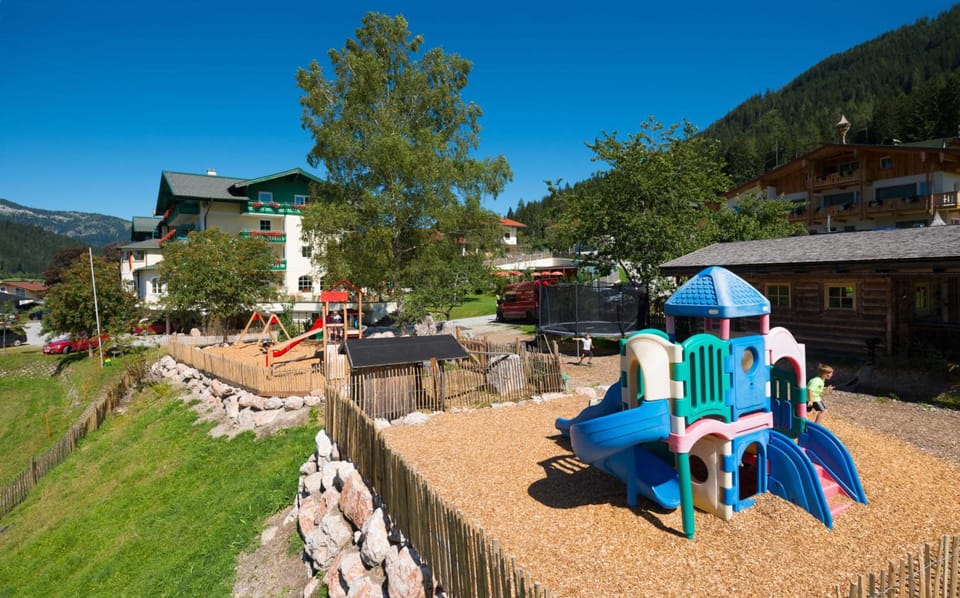 Wohlfuhlresort und Feriengut Martinerhof Hotel in Salzburgerland