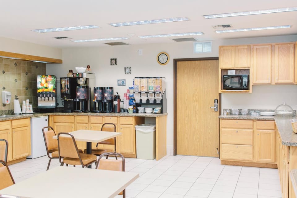 Lavissh Inn and Suites Hotel in Bellingham