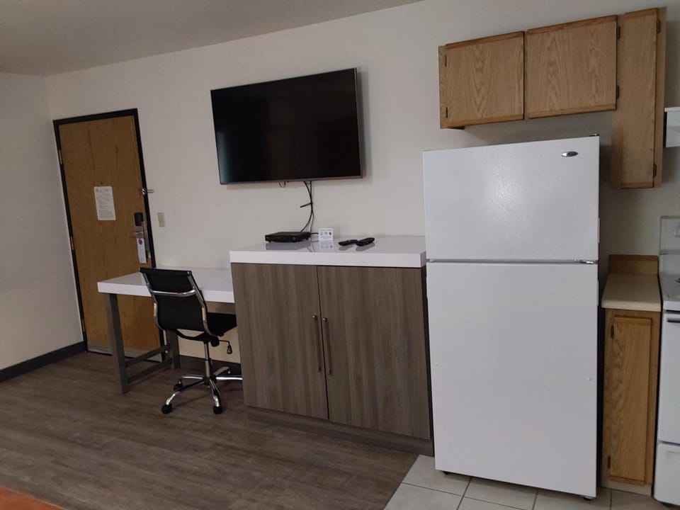 Lavissh Inn and Suites Hotel in Bellingham