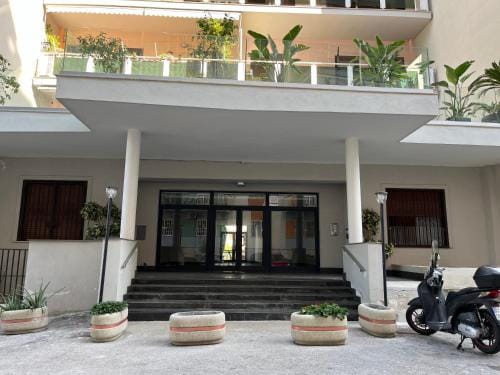 B&B Villa Sant'Elmo con parcheggio interno Hotel in Naples