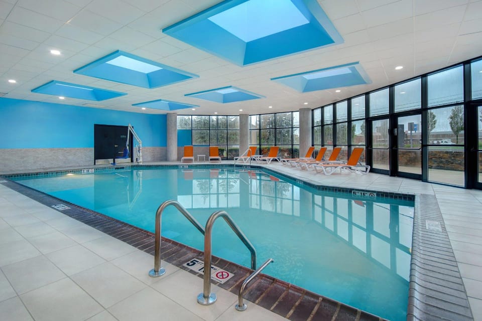 Crowne Plaza Auburn Hills By IHG Hotel in Auburn Hills