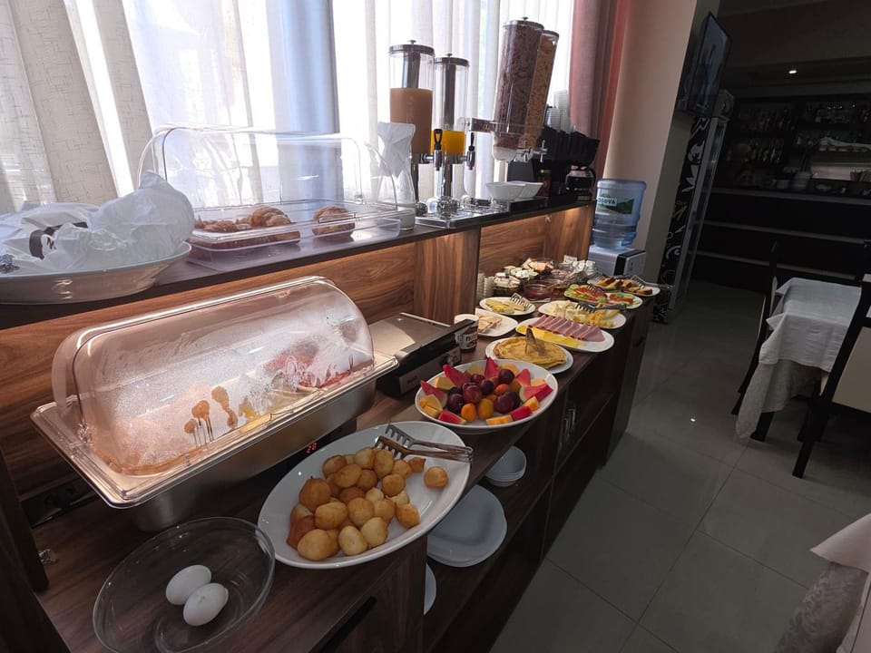 Haris Hotel & Suites Hotel in Vlorë