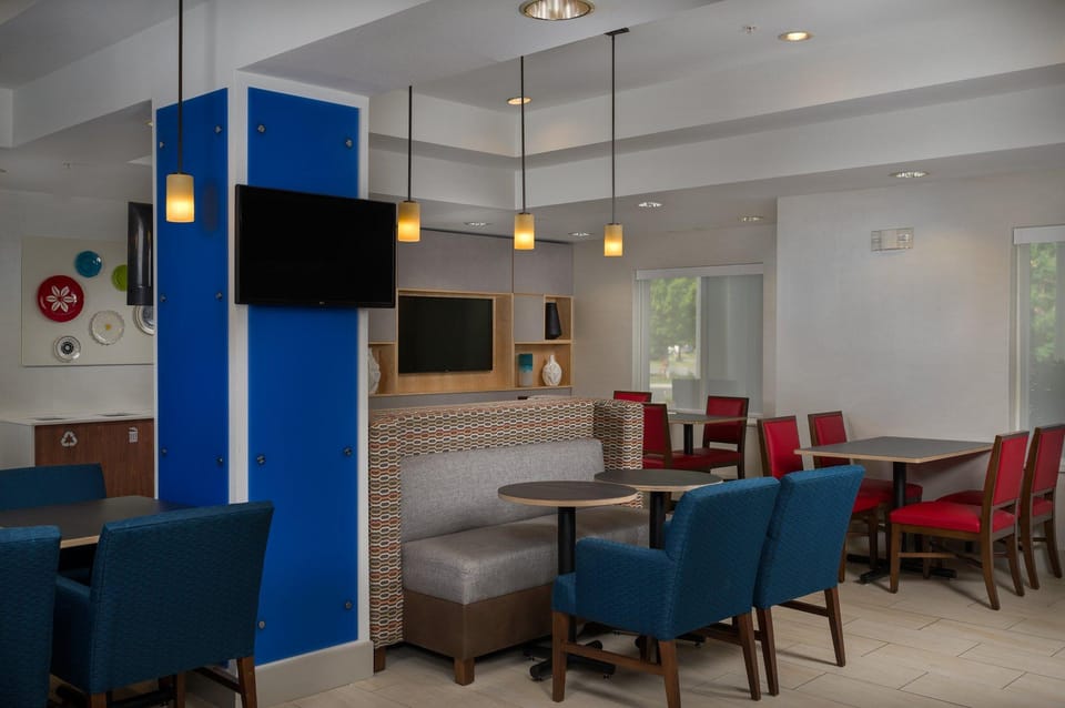 Holiday Inn Express Independence - Kansas City By IHG Hotel in Independence