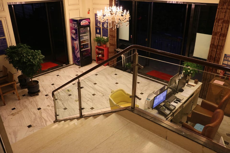 Zhen Peng Hotel Hotel in China