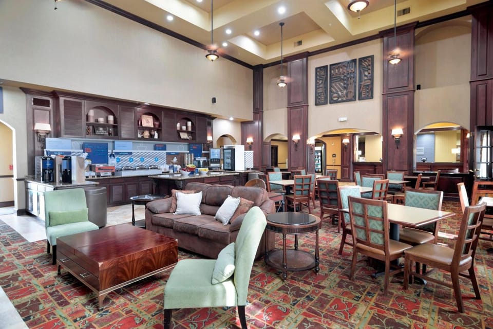 Holiday Inn Express Hotel & Suites DFW West - Hurst By IHG Hotel in Hurst