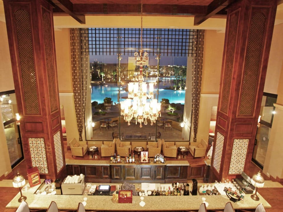 Bar/lounge