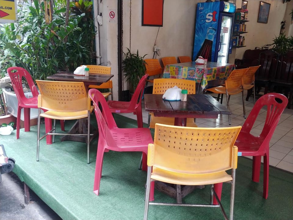 Prasuri Guest House Hotel in Bangkok