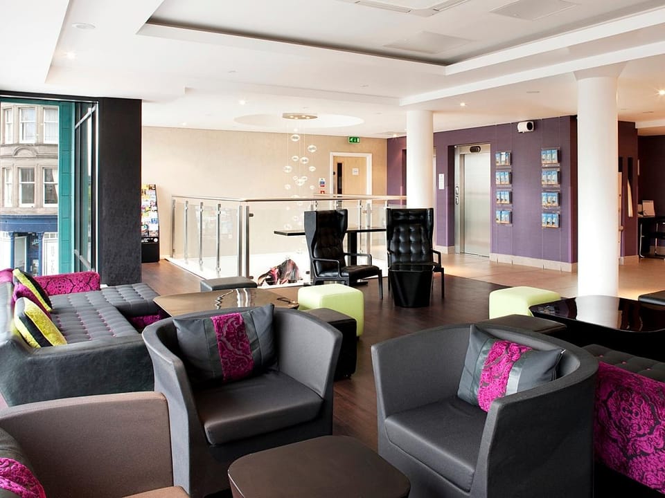 Holiday Inn Express Dundee By IHG Hotel in Dundee