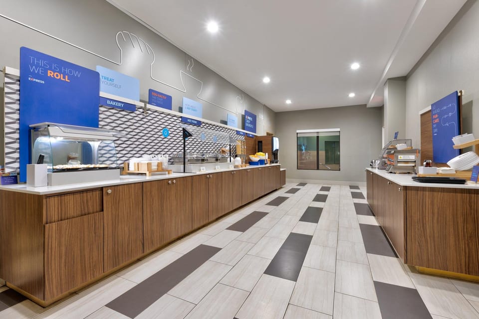 Holiday Inn Express Hotel & Suites Amarillo South By IHG Hotel in Amarillo