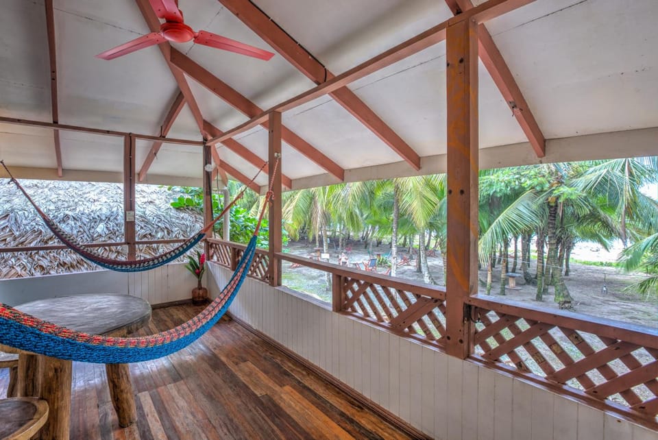 Playa 506 Beachfront Hostel Hostel in Panama