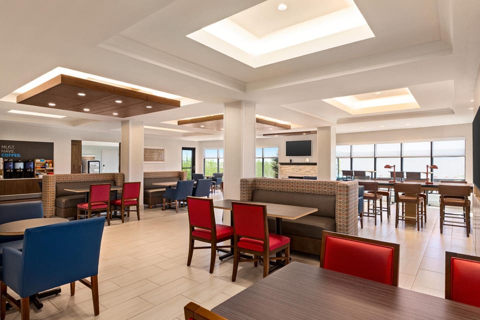 Holiday Inn Express Hotel & Suites Denver Airport By IHG Hotel in Commerce City