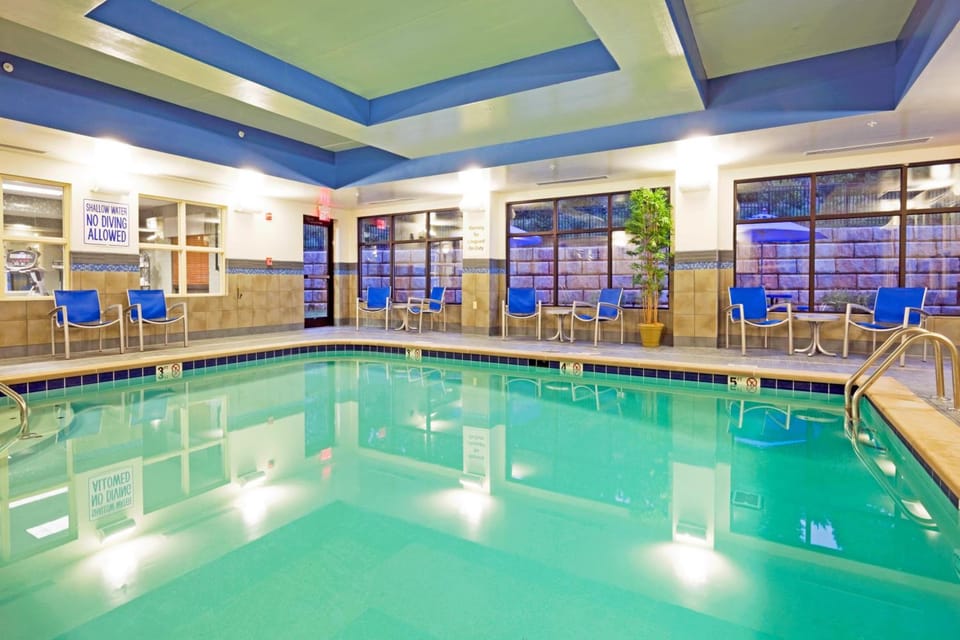 Holiday Inn Express & Suites Knoxville - Farragut by IHG Hotel in Farragut
