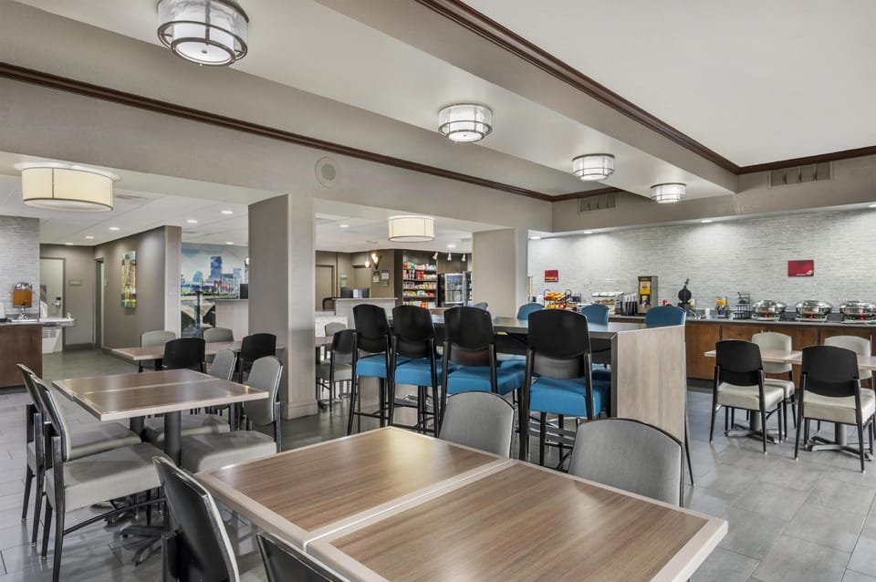 Best Western Plus Indianapolis NW Hotel Hotel in Pike Township