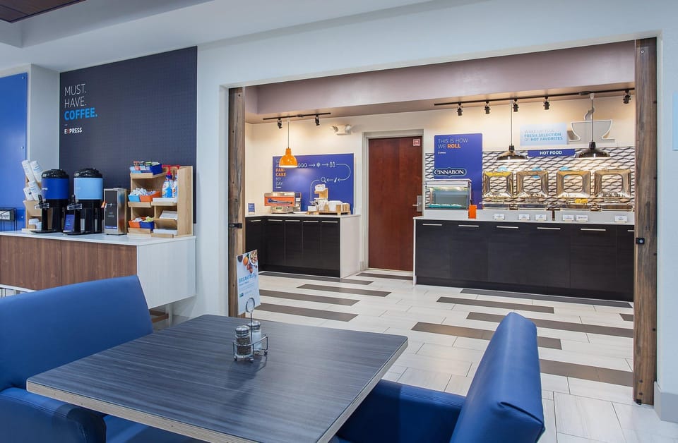 Holiday Inn Express & Suites Lebanon By IHG Hotel in Lebanon
