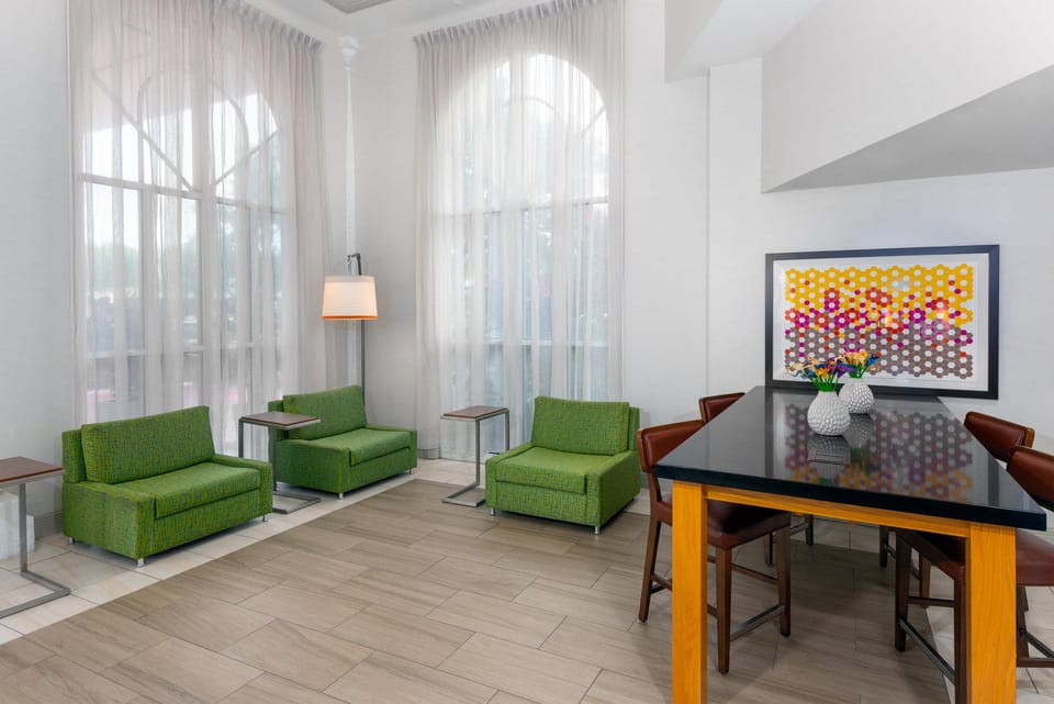 Holiday Inn Express Miami Airport Doral Area By IHG Hotel in Doral