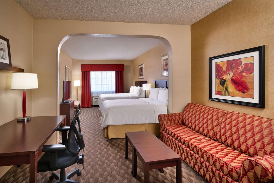 Suite room
