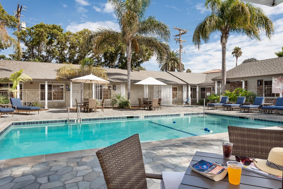 Holiday Inn Express and Suites La Jolla - Windansea Beach By IHG Hotel in La Jolla