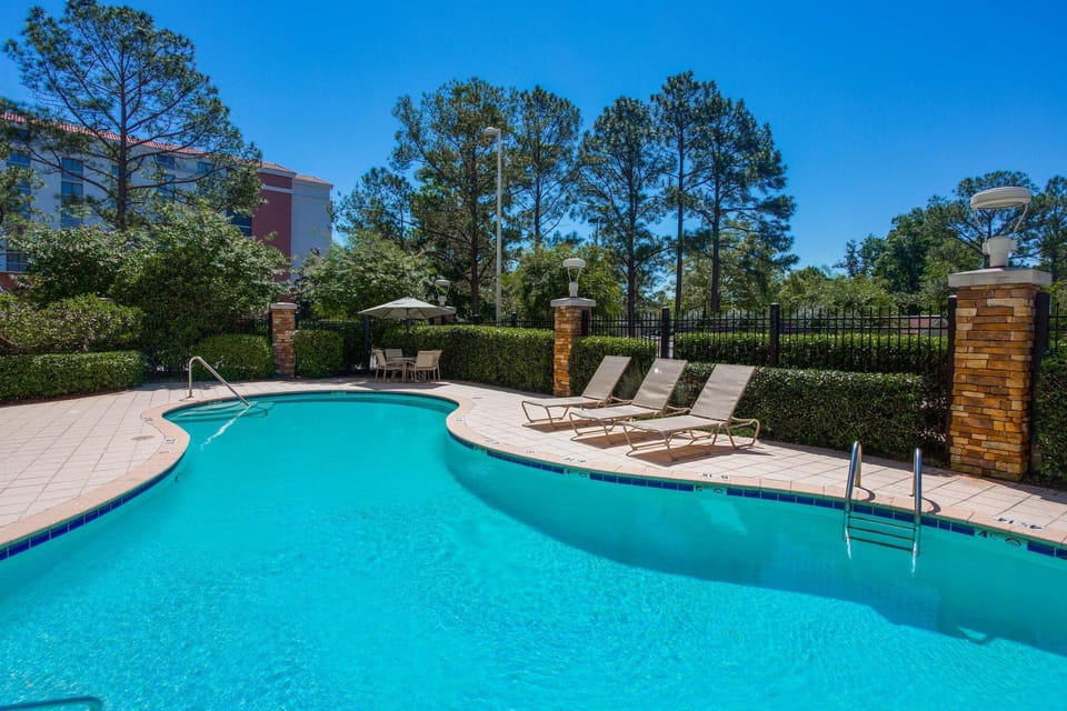 Holiday Inn Baton Rouge College Drive I-10 By IHG Hotel in Baton Rouge