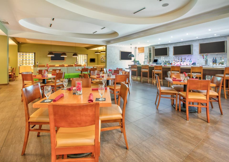 Holiday Inn Dallas - Fort Worth Airport South By IHG Hotel in Euless