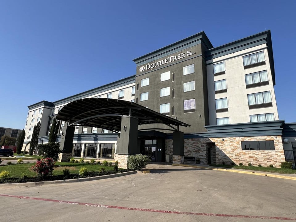 DoubleTree by Hilton Fort Worth Fossil Creek Hotel in Fort Worth