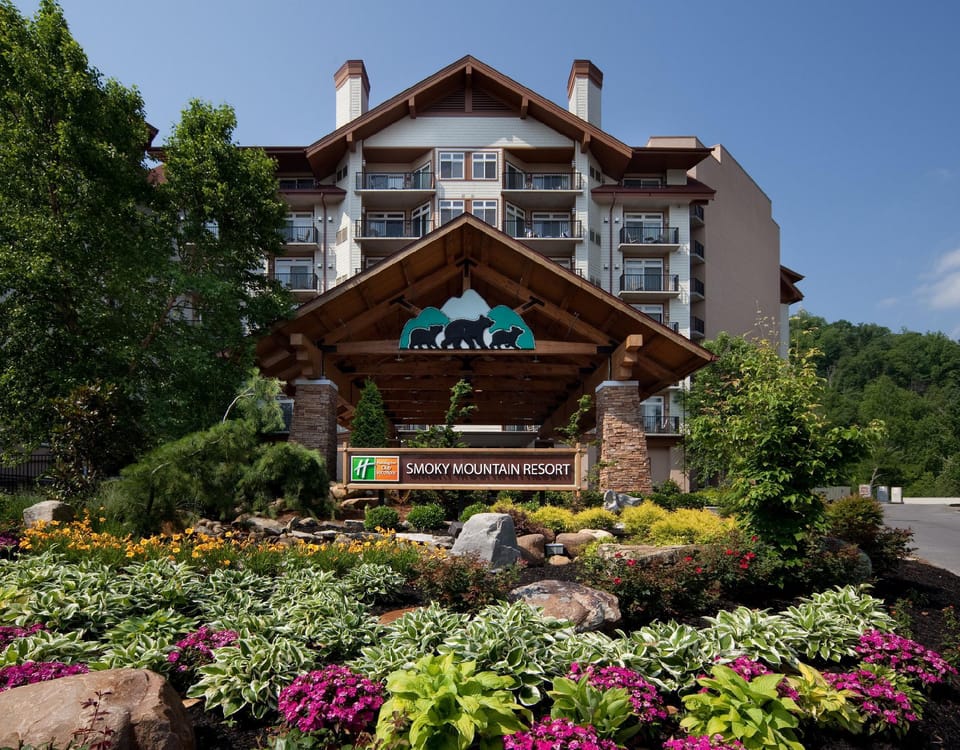 Holiday Inn Club Vacations Smoky Mountain Resort By IHG Hotel in Gatlinburg