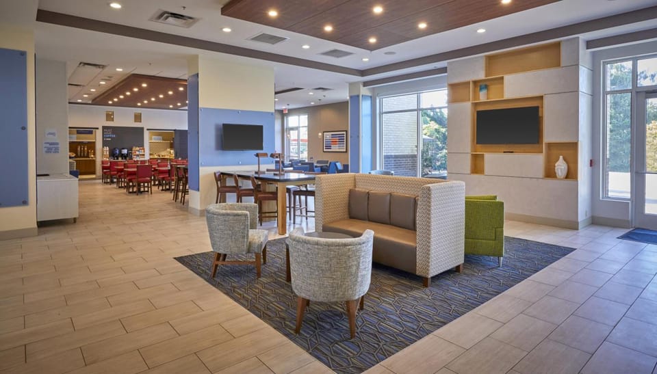 Holiday Inn Express Eugene-Springfield By IHG Hotel in Springfield