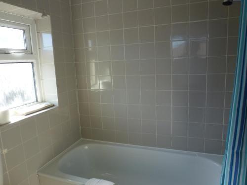 The Kingswood Guest House - Adult Only Hotel in Weymouth