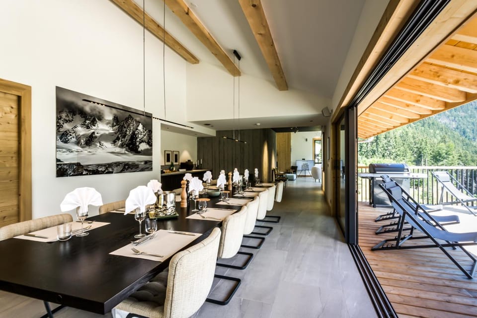 Le Chalet Mont Blanc Hotel in Les Houches