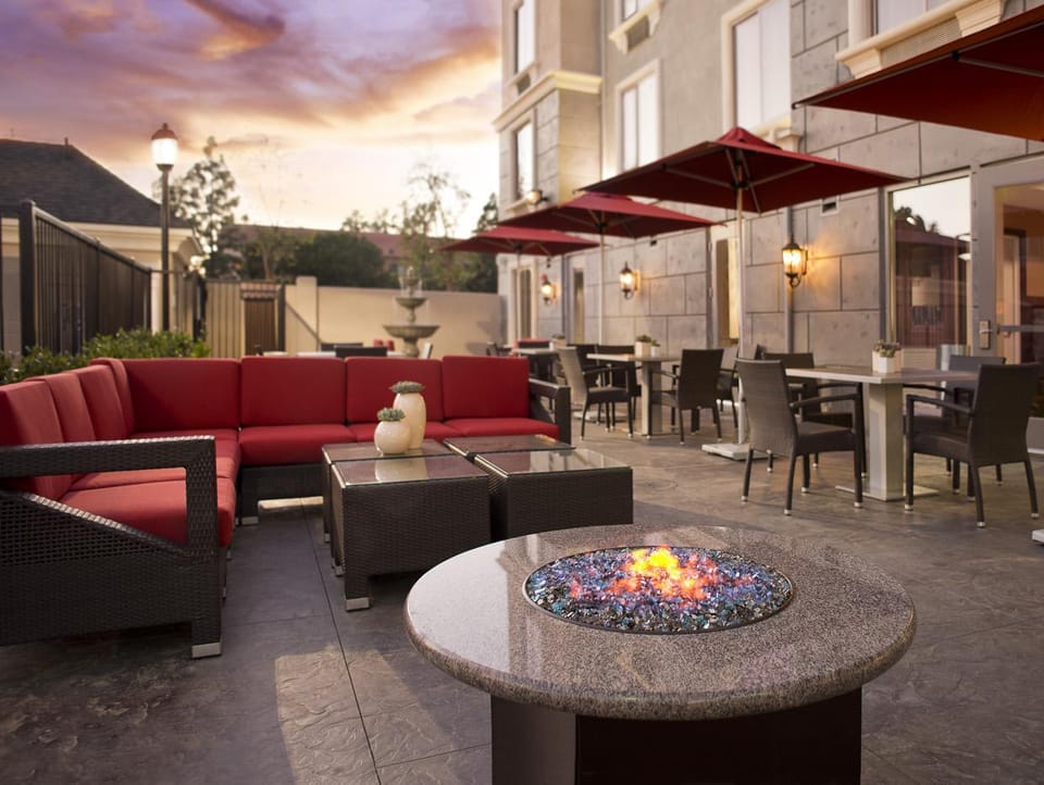 Ayres Hotel Fountain Valley Hotel in Fountain Valley