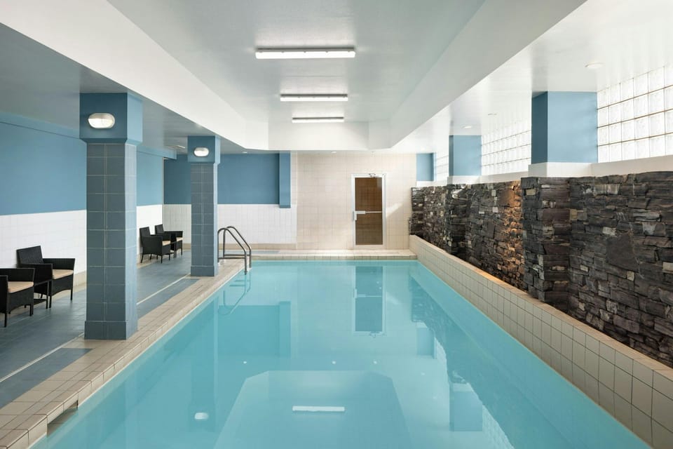 Four Points by Sheraton Edmonton South Hotel in Edmonton