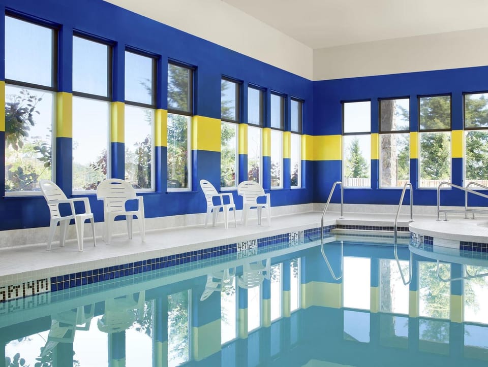 Four Points by Sheraton Victoria Gateway Hotel in Langford