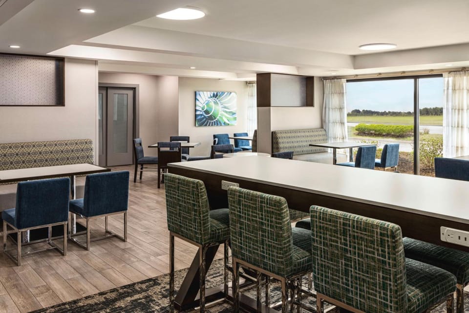 Hampton Inn Chicago-O'Hare Int'l. Airport Hotel in Schiller Park