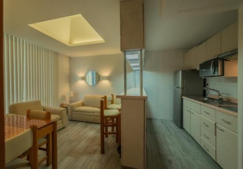 Suites Arquimedes 33 Hotel in Mexico City