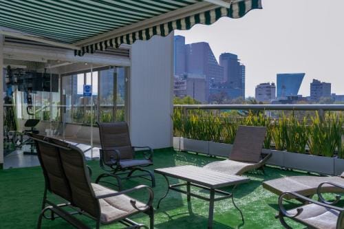 Suites Arquimedes 33 Hotel in Mexico City