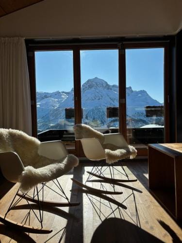 LAMA Appartement Hotel in Lech