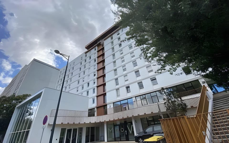 Moov'Appart Hotel Clichy Hotel in Clichy