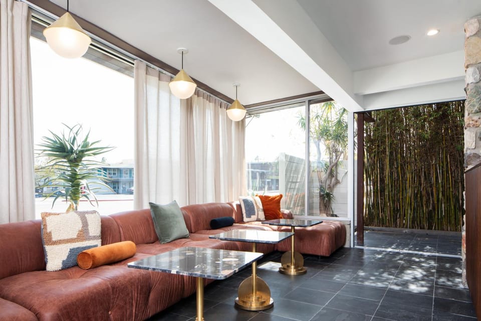 The Pearl Hotel Hotel in Point Loma