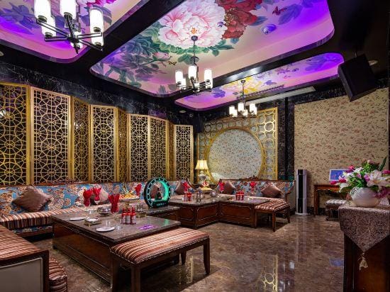 Jiangshan International Hotel Hotel in China