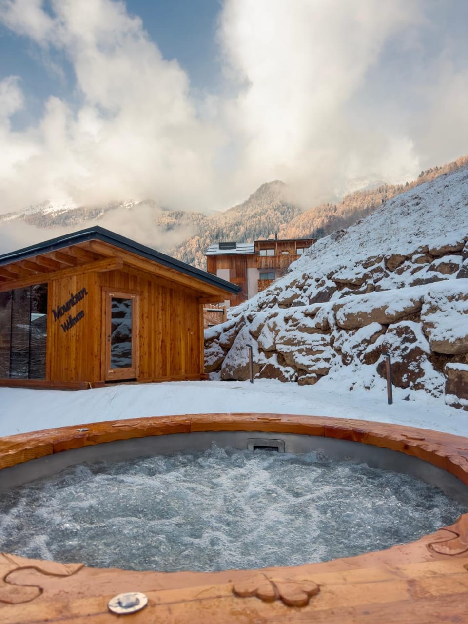 Hot tub