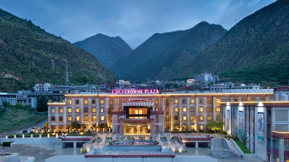 Crowne Plaza Yading By IHG Hotel in Sichuan