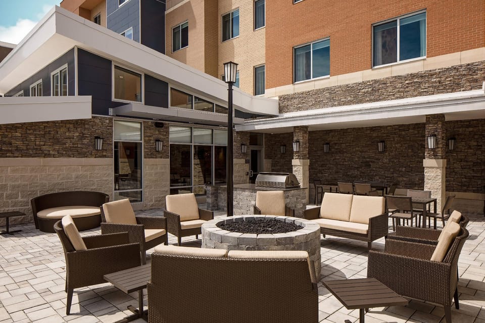 Residence Inn by Marriott Detroit Farmington Hills Hotel in Farmington Hills