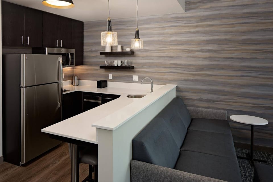 Residence Inn by Marriott Detroit Farmington Hills Hotel in Farmington Hills