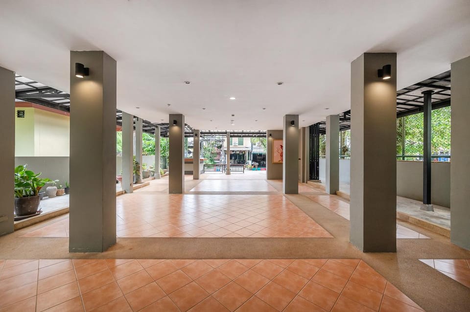 Kokotel Khao Lak Seascape Hotel in Khuekkhak