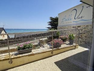 Logis Hotel Belle-Vue Hotel in Fouesnant