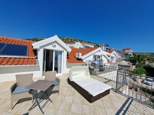 APARTMANI BELVEDERE BILO Hotel in Šibenik-Knin County, Croatia