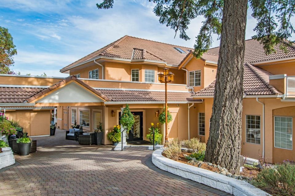 Villa Eyrie Resort Resort in Southern Gulf Islands