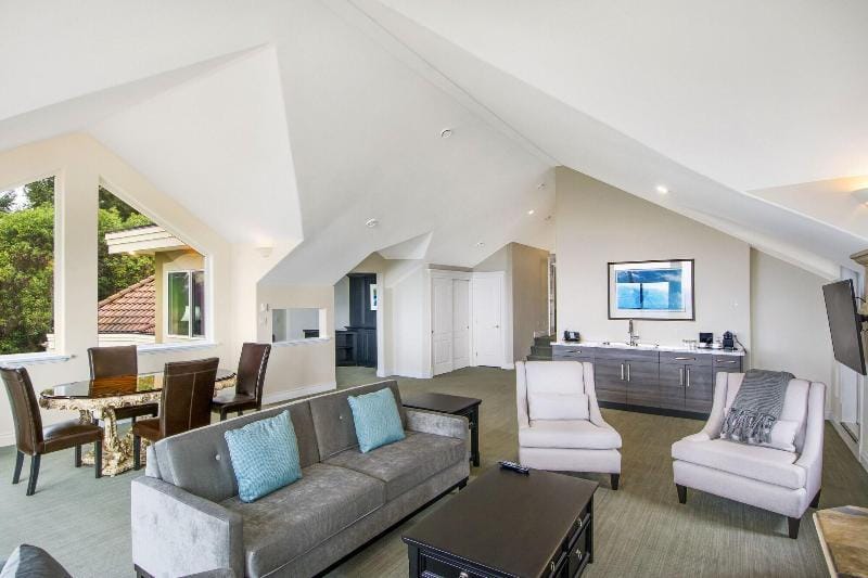 Villa Eyrie Resort Resort in Southern Gulf Islands